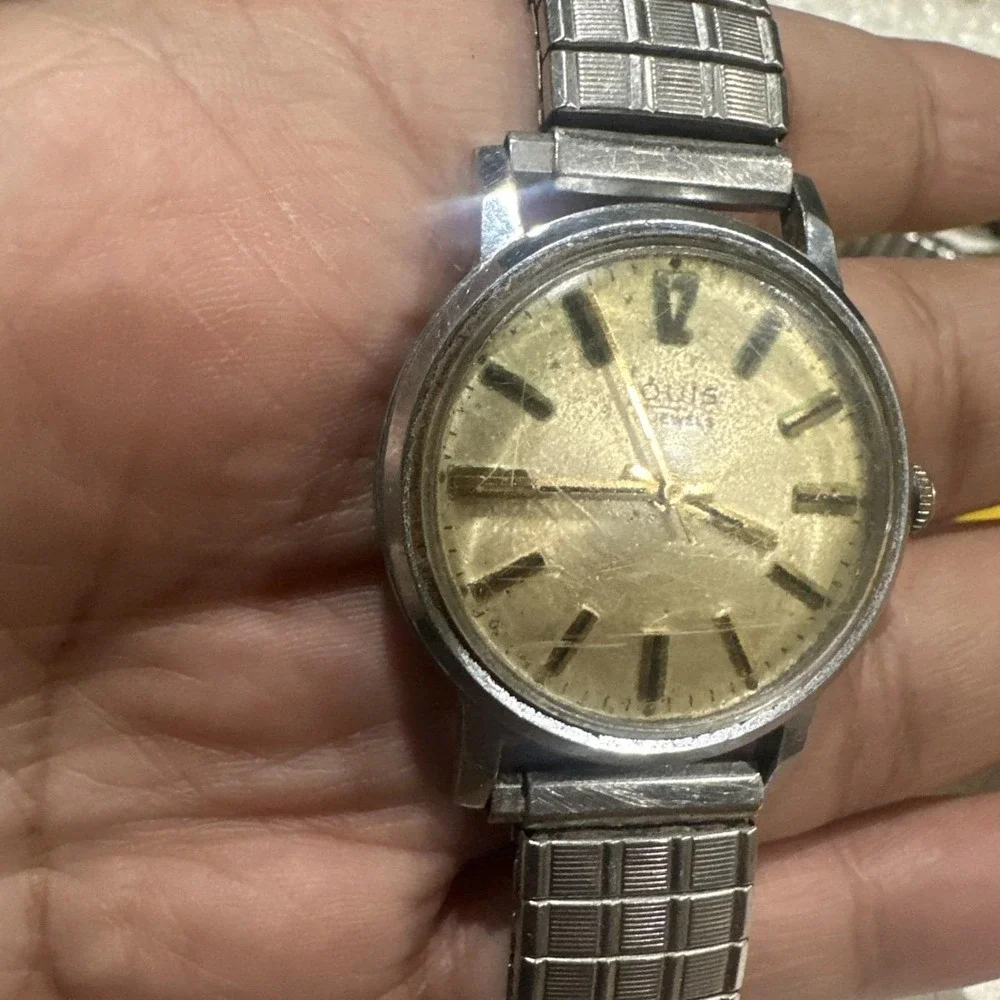 Vintage Louis‎ 17 Jewel Men's Swiss Watch Wristwatch Mechanical 33mm For Repair